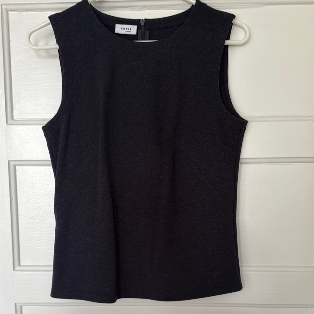 Akris Punto Black Fitted Sleeveless Tank